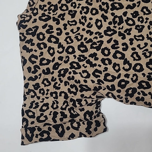 FREE  leopard blouse women's large - Picture 5 of 5